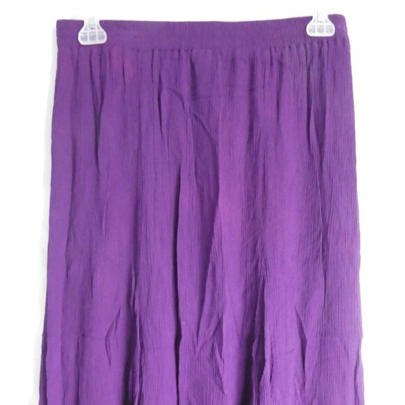 LAURA SCOTT | large | Textured Purple Skirt | 100% Recycled Bottle Material - Picture 12 of 16